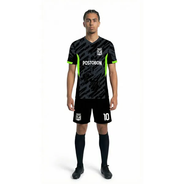 Atlético Madrid Forma Önden Görünüm