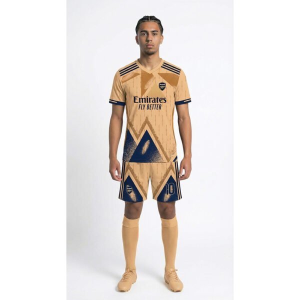 Arsenal Forma Önden Görünüm