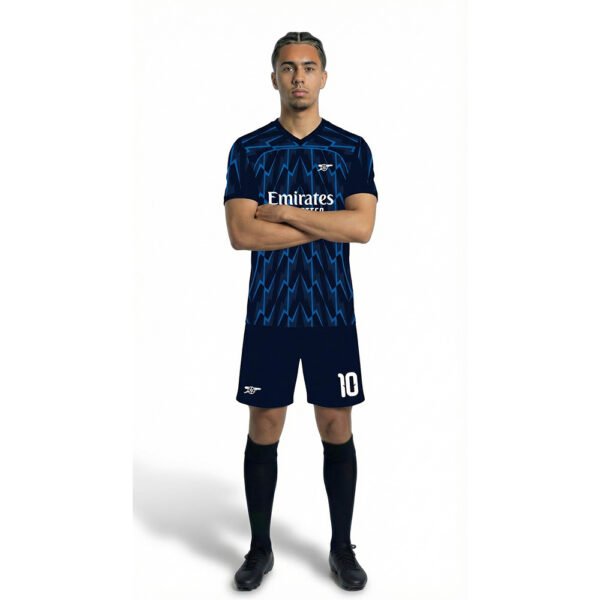 Arsenal Forma Önden Görünüm