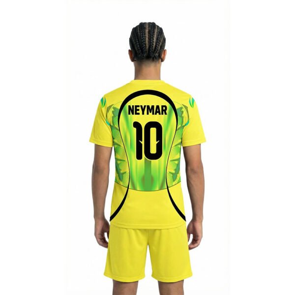 Brasil GoalKeeper Forma Arkadan Görünüm
