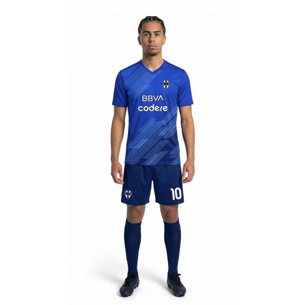 Monterrey FK Forma Önden Görünüm