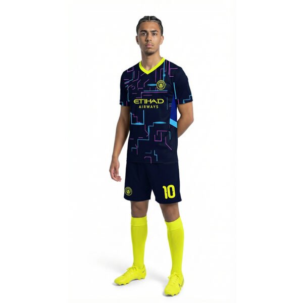 FC Milan Forma Çaprazdan Görünüm