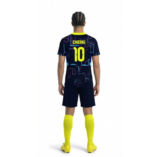 FC Milan Forma Arkadan Görünüm