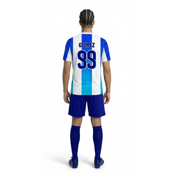 Paysandu Forma Arkadan Görünüm