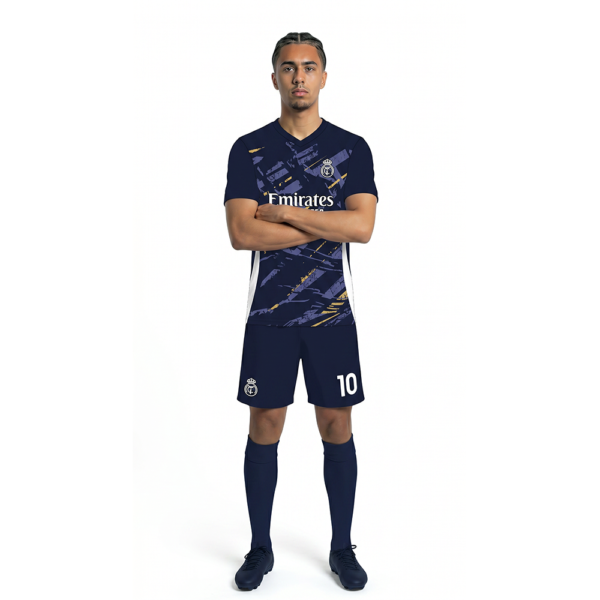 Real Madrid Forma Önden Görünüm