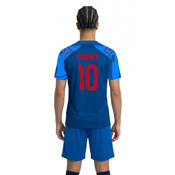 Universidad De Chile Forma Arkadan Görünüm