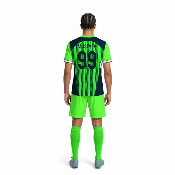 Barça Forma Arkadan Görünüm