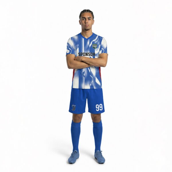 Juve Forma Önden Görünüm