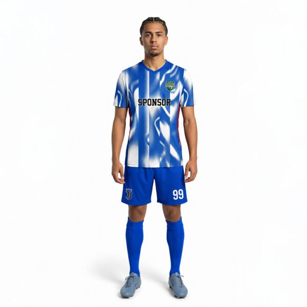 Juve Forma Önden Görünüm